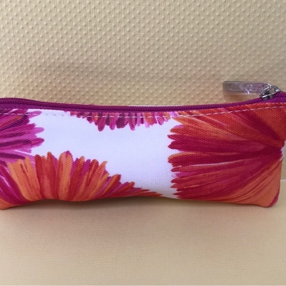 Cosmetic Bag Set w Product - Picture 3 of 7